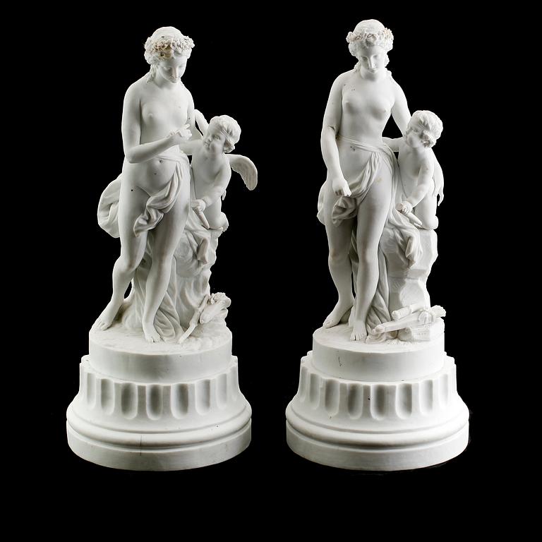 SKULPTURER, 2 st, marmormassa, möjligen Frankrike, 1800-talets andra hälft.