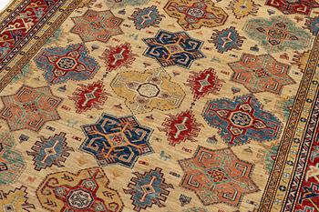 Rug, Pakistan. approx. 300 x 210 cm.