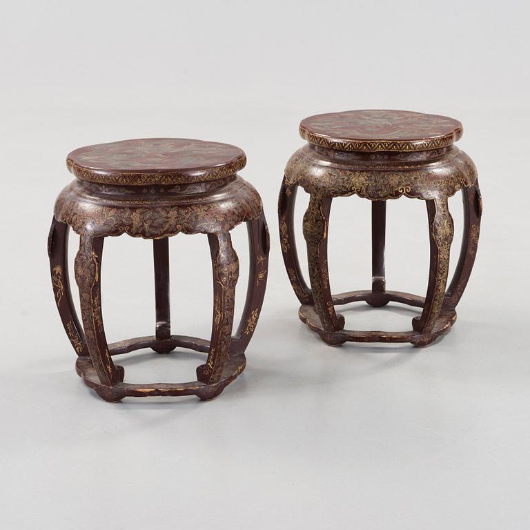 A pair of lacquer low tables, Qing dynasty (1644-1912).