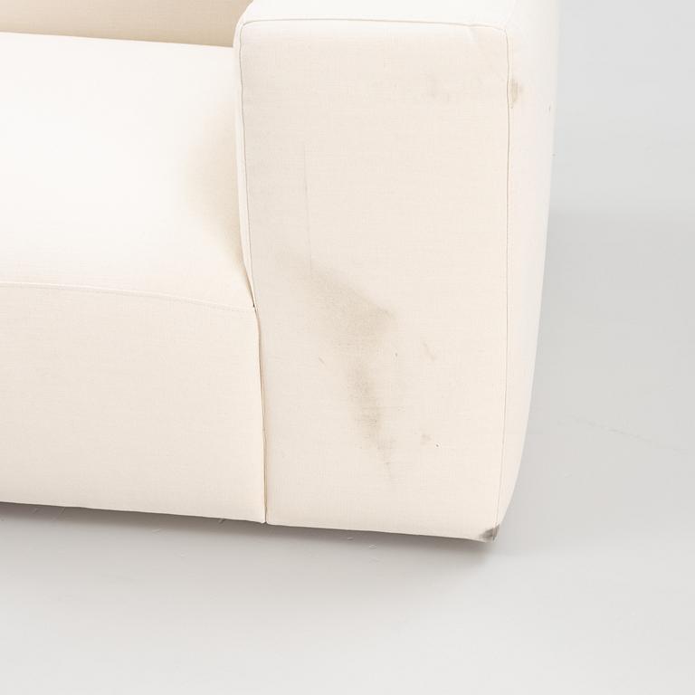 Soffa, "Bulky", Layered.