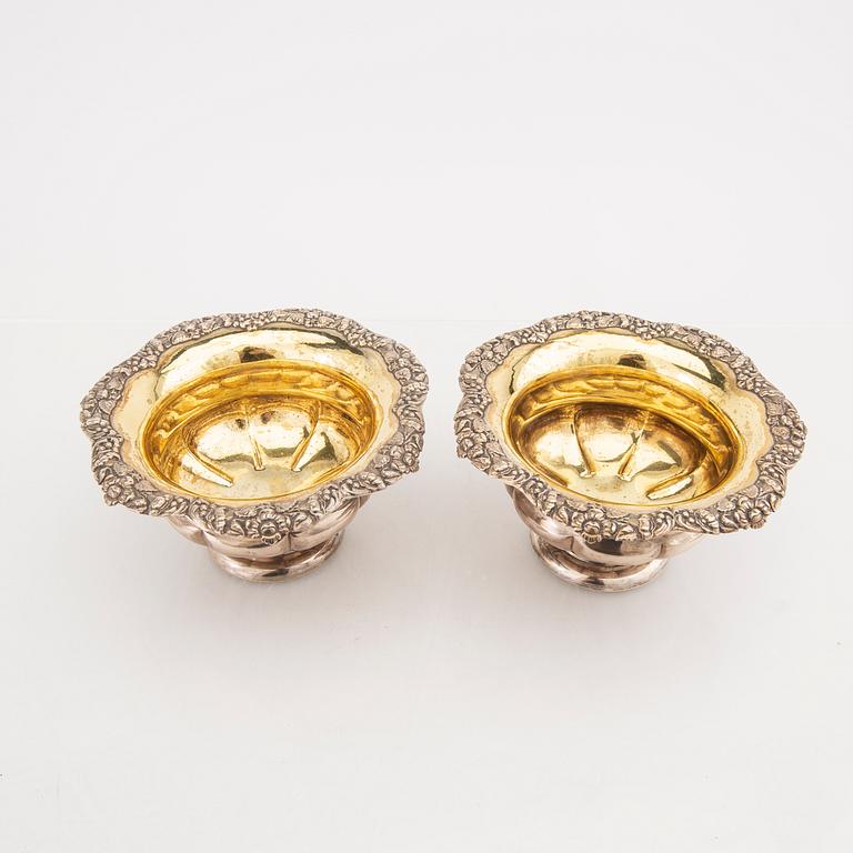 Adolf Zethelius, skålar ett par silver Stockholm 1840.