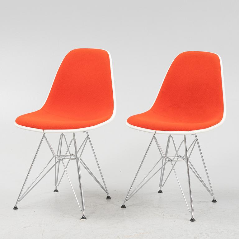 Charles & Ray Eames, stolar 5 st, "Plastick chair DSR", Vitra, daterad 2010.