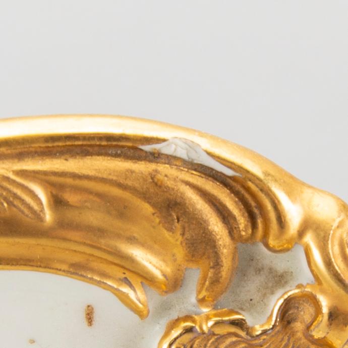 Bricka Meissen, rokokostil 1900-tal porslin.