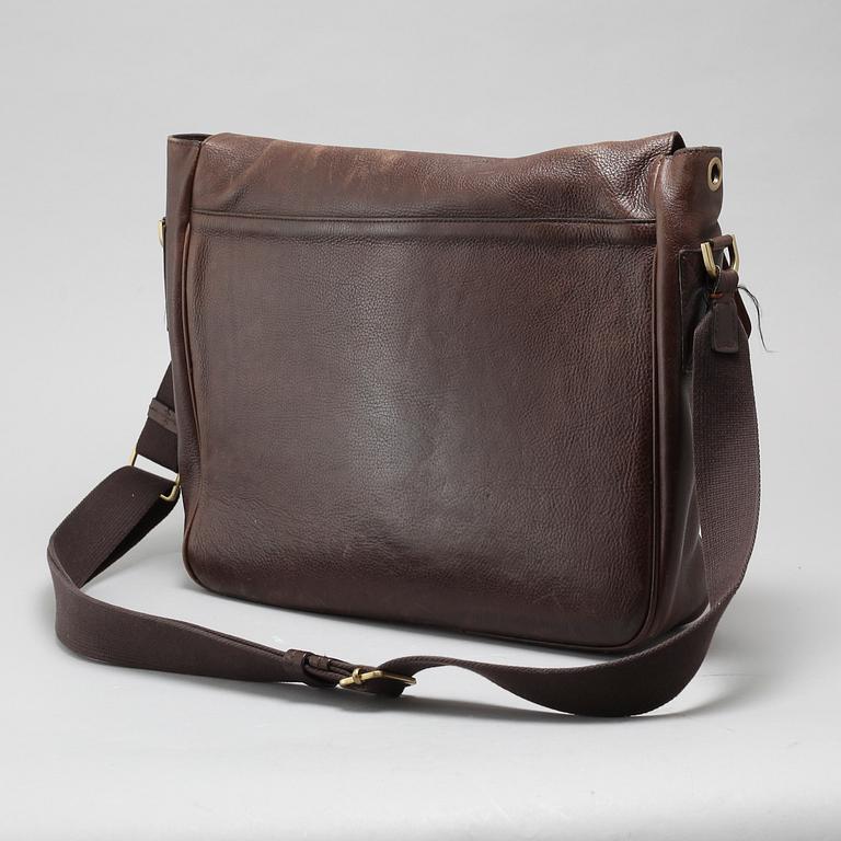 A dark brown Mulberry "Brynmore" bag.
