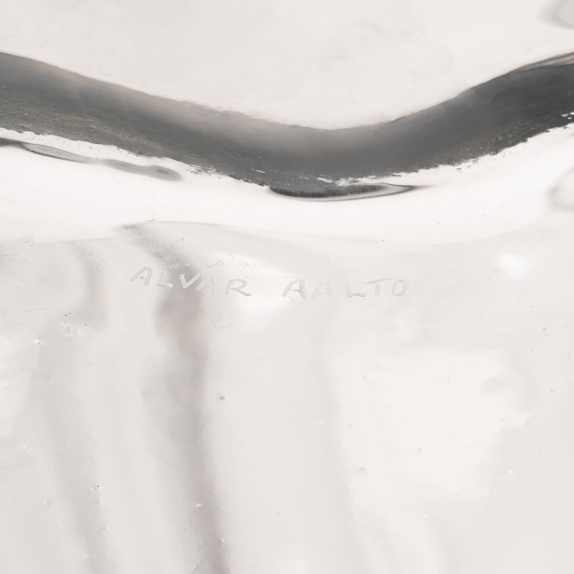 Alvar Aalto, vas, glas, modell 3031, Iittala, Finland, signerad.