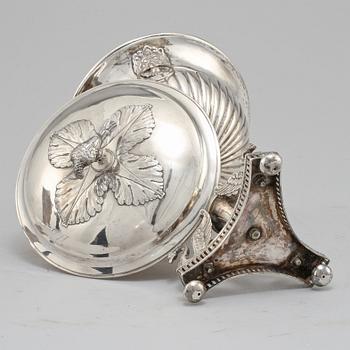 SOCKERSKÅL, silver och nysilver, senempire, 1800-talets första hälft.