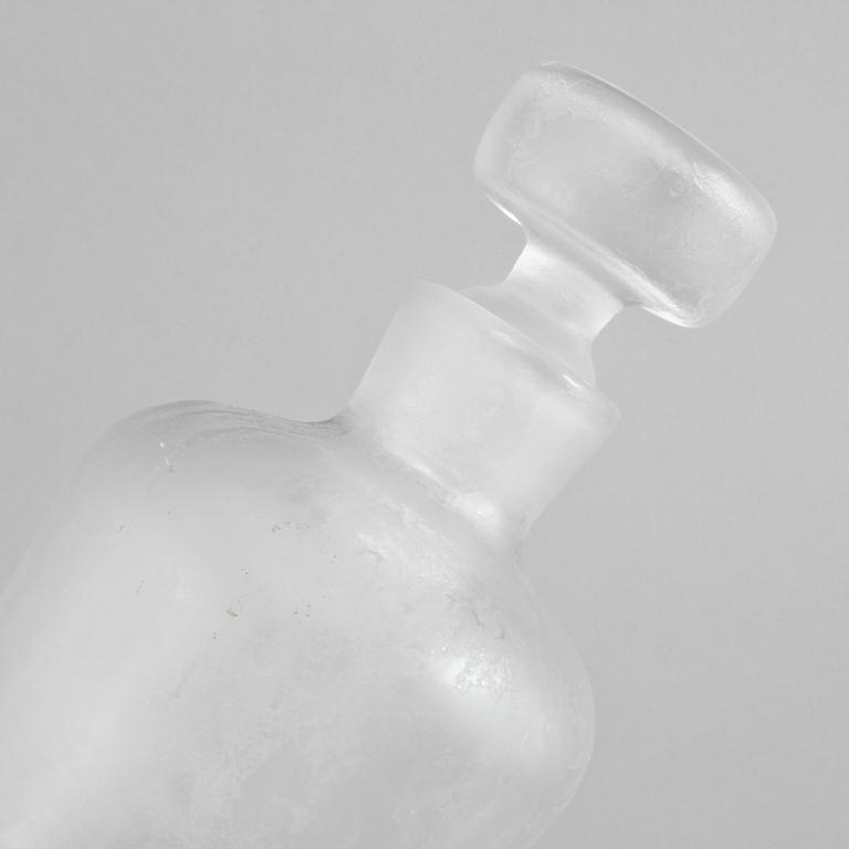 KARAFF, glas, troligen "Iced", Vicke Lindstrand, Orrefors, 1900-tal.