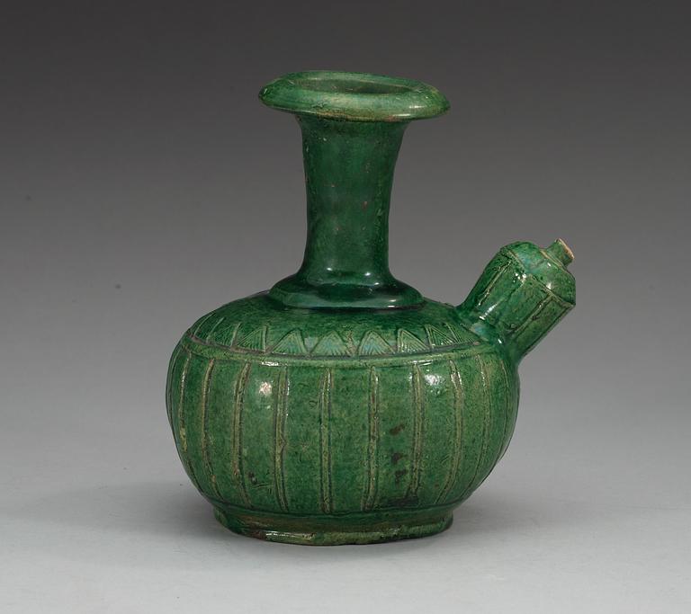 A green glazed kendi, Ming dynasty.