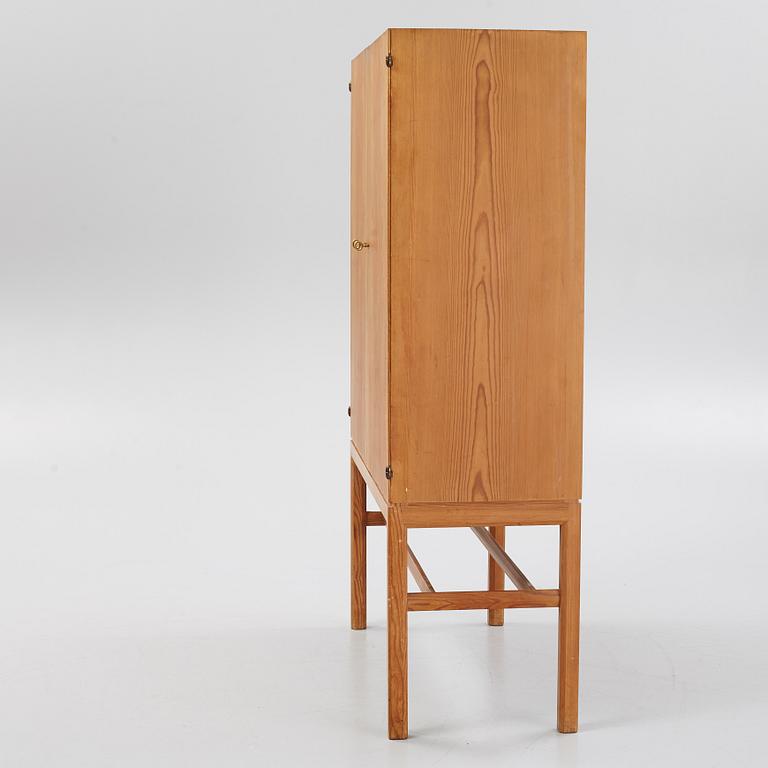 Axel Larsson, a cabinet, Svenska Möbelfabrikerna Bodafors, Sweden. 1943.