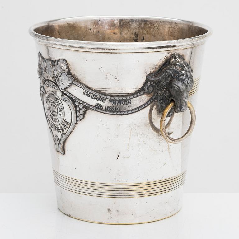 A 1910s silver plated Champagne ice cooler bucket, Argit, France.