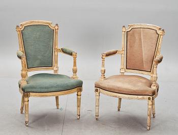 KARMSTOLAR, ett par, Louis XVI-stil, 1900-talets början.