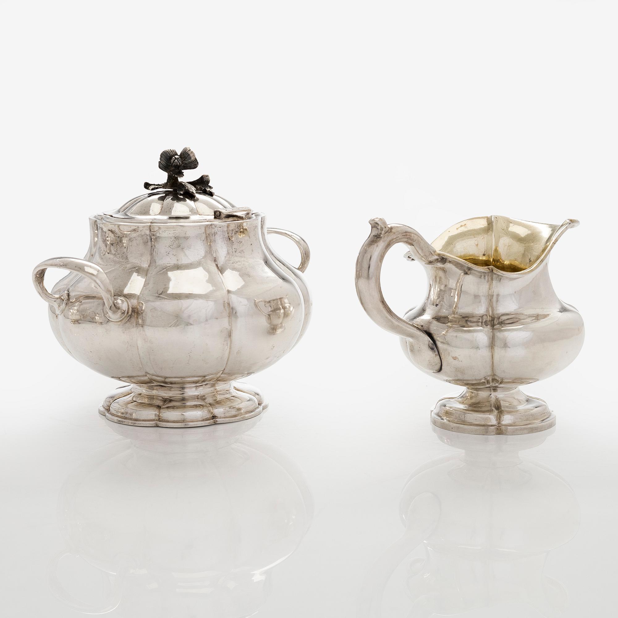 Henrik Hacklin och Johan Warjus, kaffe- och teservis, 4 delar, silver, S:t Petersburg 1868-69 och 1857.