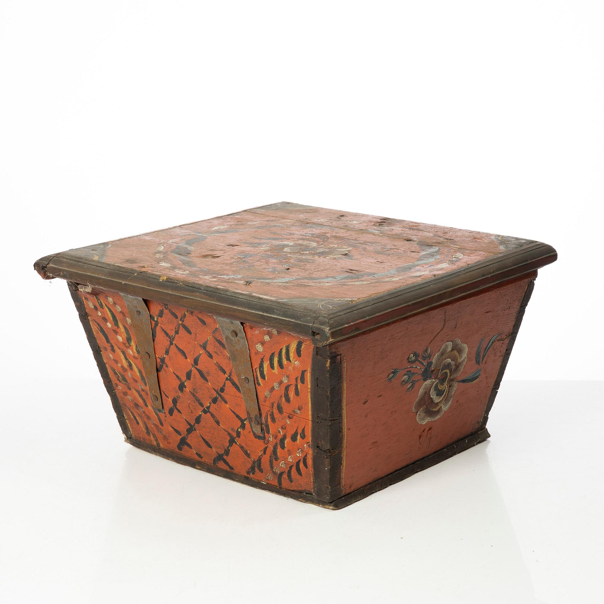 Box, folk art, Jämtland, 18th/19th century.
