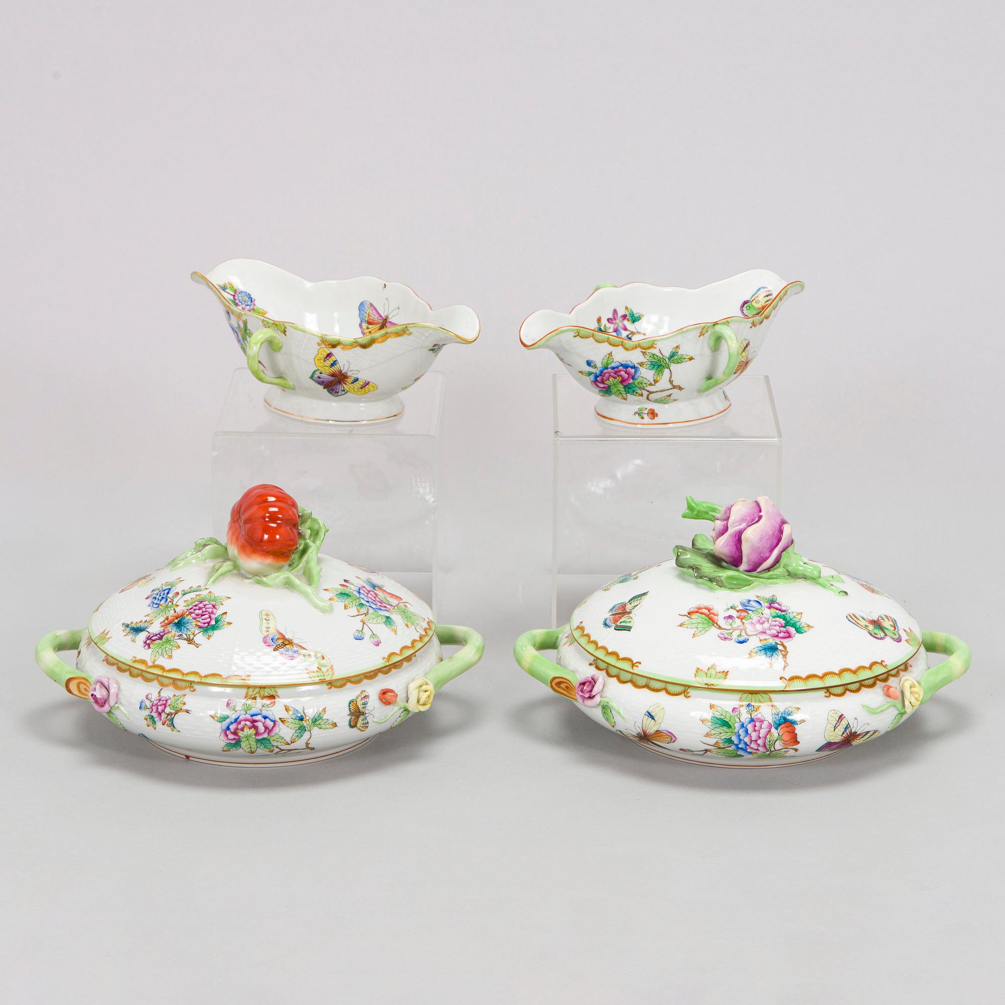 Herend, ruoka-astiasto, 91 osaa, posliinia, "Queen Victoria". Unkari.