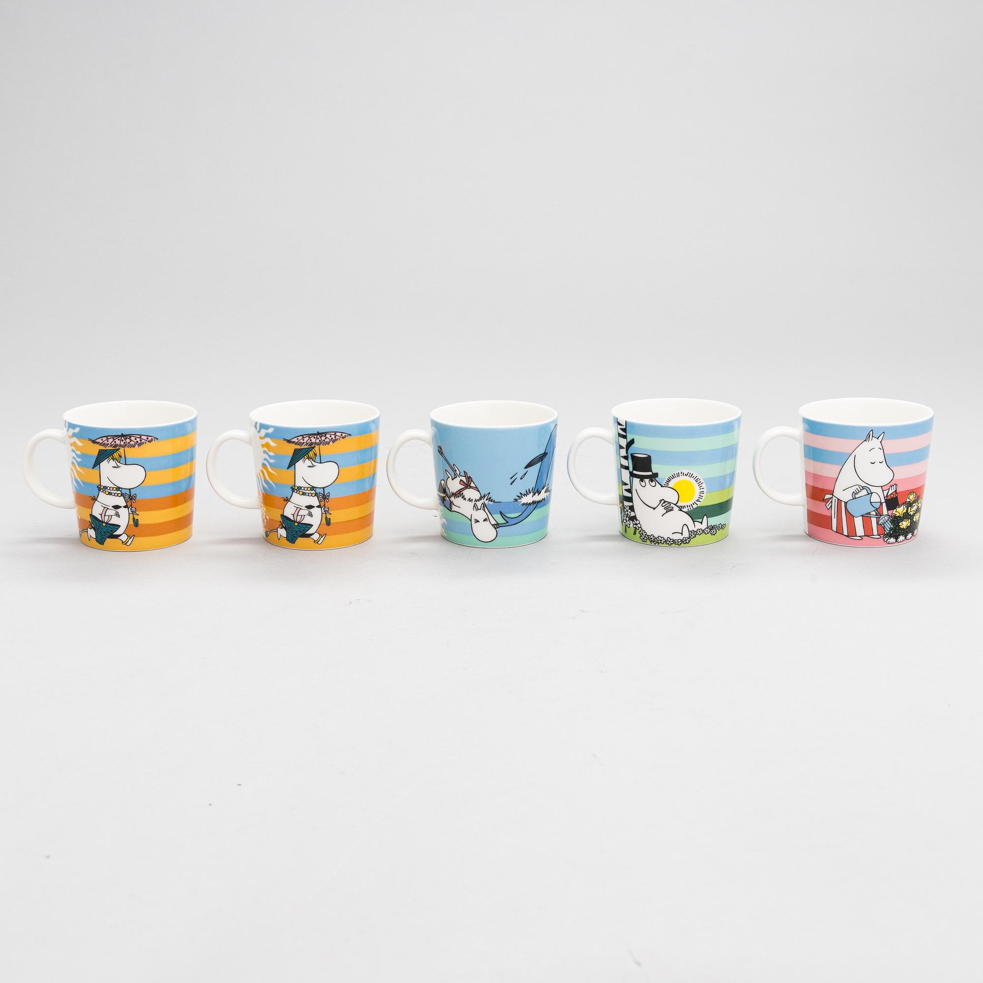 MUMINMUGGAR, 5 st, porslin, "Sommar säsongmuggar" Moomin Characters, Arabia 2006-2011.
