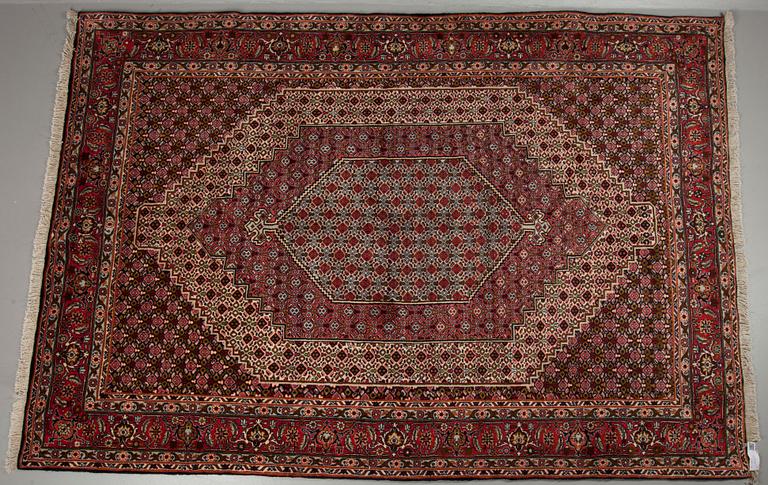 MATTA, Bijar 140x165 cm.