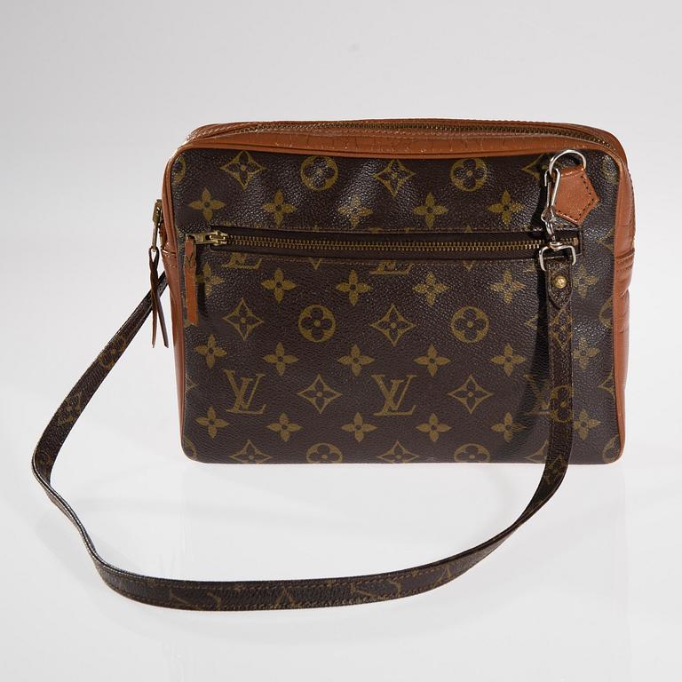 VÄSKA, Louis Vuitton.