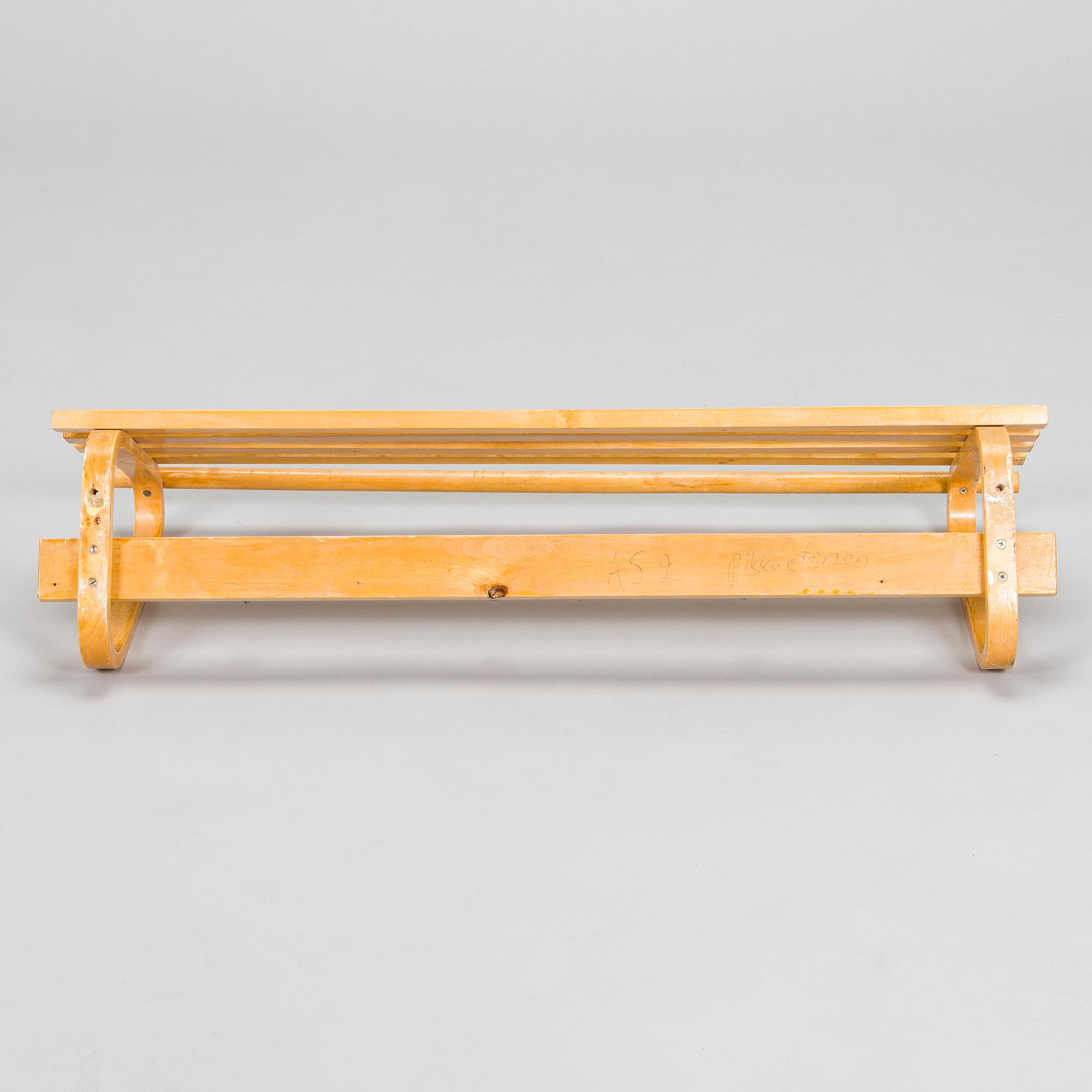 Alvar Aalto, klädhängare, O.Y. Huonekalu- ja Rakennustyötehdas A.B. 1950-tal.