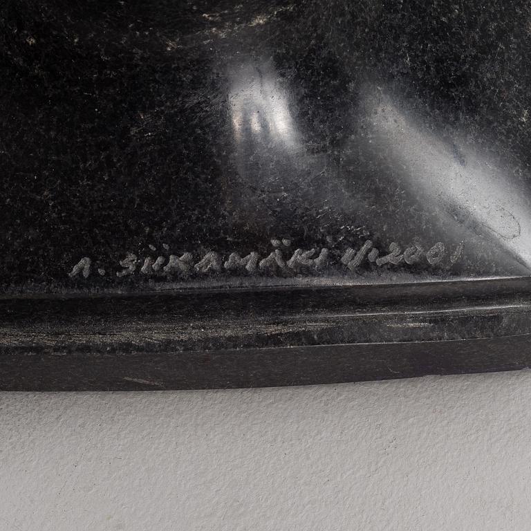 ARVO SIIKAMÄKI, NAISFIGUURI.