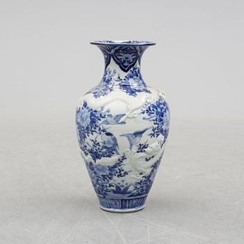 A large blue and white porcelain vase, Japan, Meiji (1868-1912).