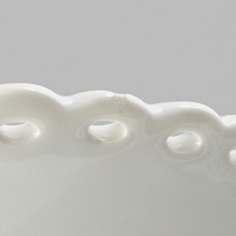 Royal Copenhagen, an 82-piece dinner and coffee service, 'Musselmalet Full Lace', Denmark.
