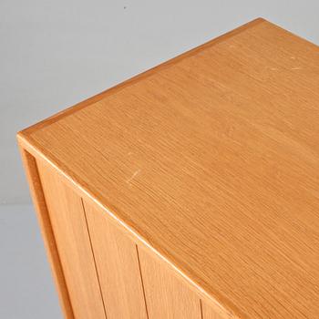 SIDEBOARD, 1900-talets tredje kvartal.