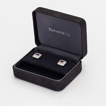 Tiffany & Co, Örhängen, platina, rubiner och diamanter ca 1.60 ct tot. Markta TIffany & co.