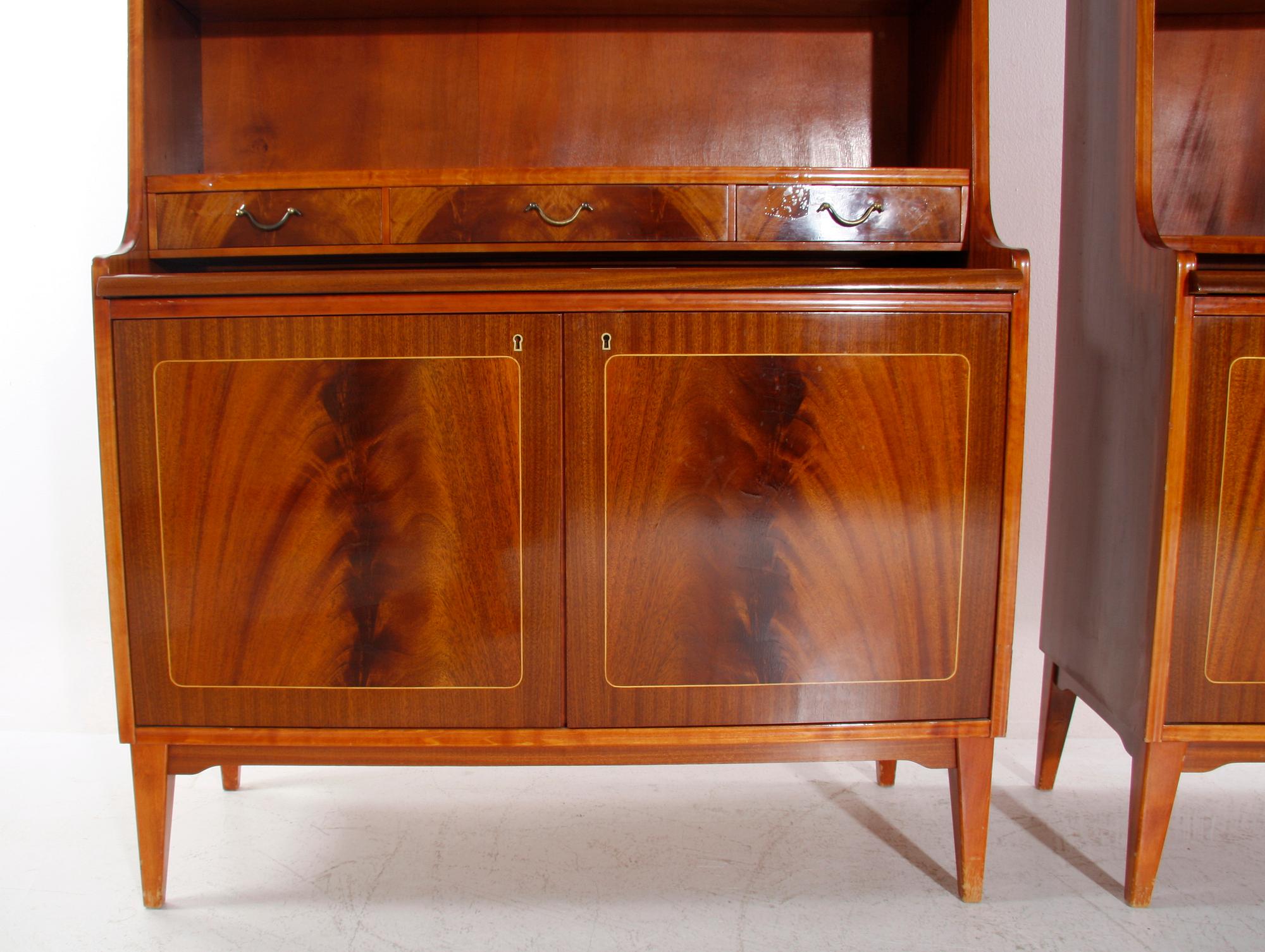 BOKHYLLOR MED SKÅP, 2 st.