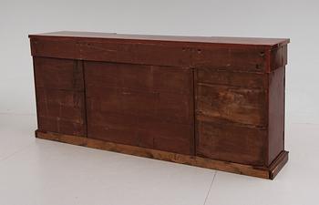 SIDEBOARD, England, 1900-talets första hälft.