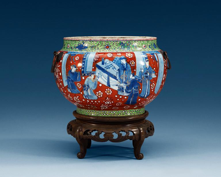 A 'Clobbered' censer, Qing dynasty, Kangxi (1662-1722).