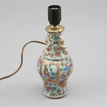 BORDSLAMPA/VAS, porslin, Kina, 1800-tal.