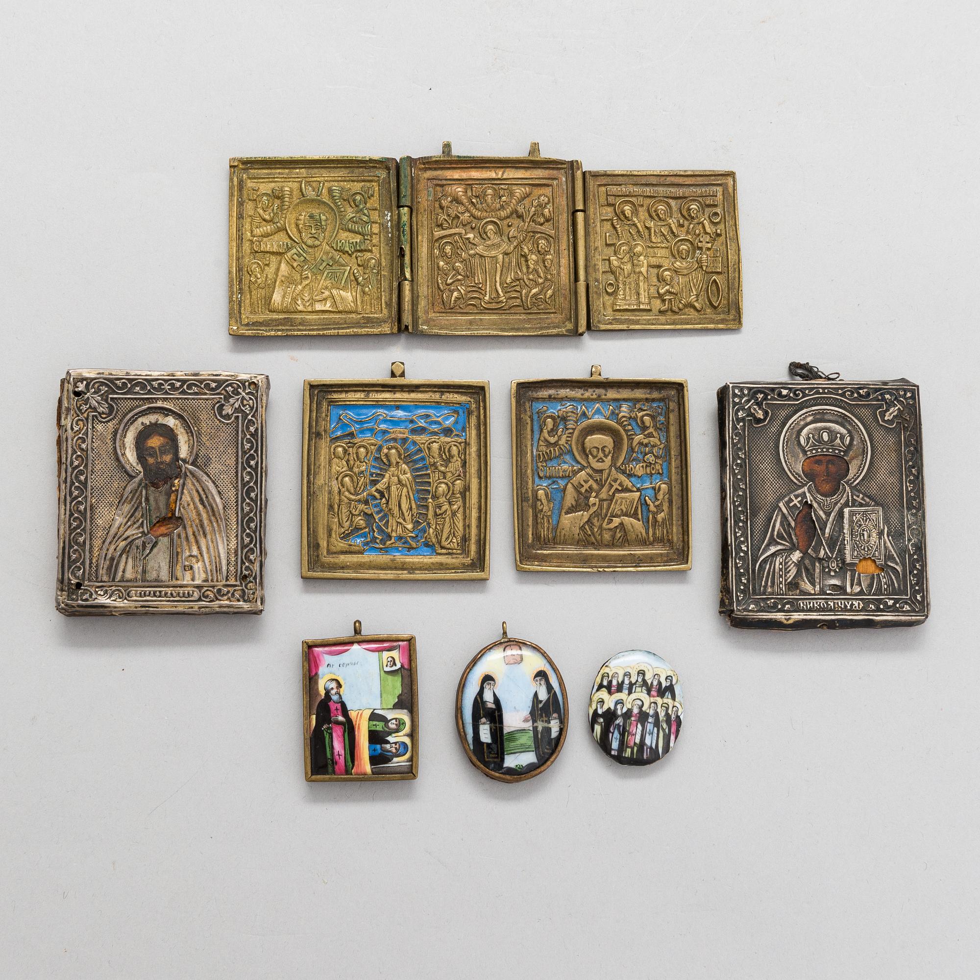 Eight early 20th-century Russian travelling icons.