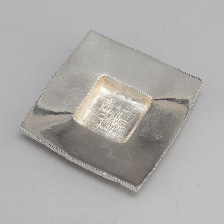 REY URBAN. A sterling silver dish, Stockholm 1988.