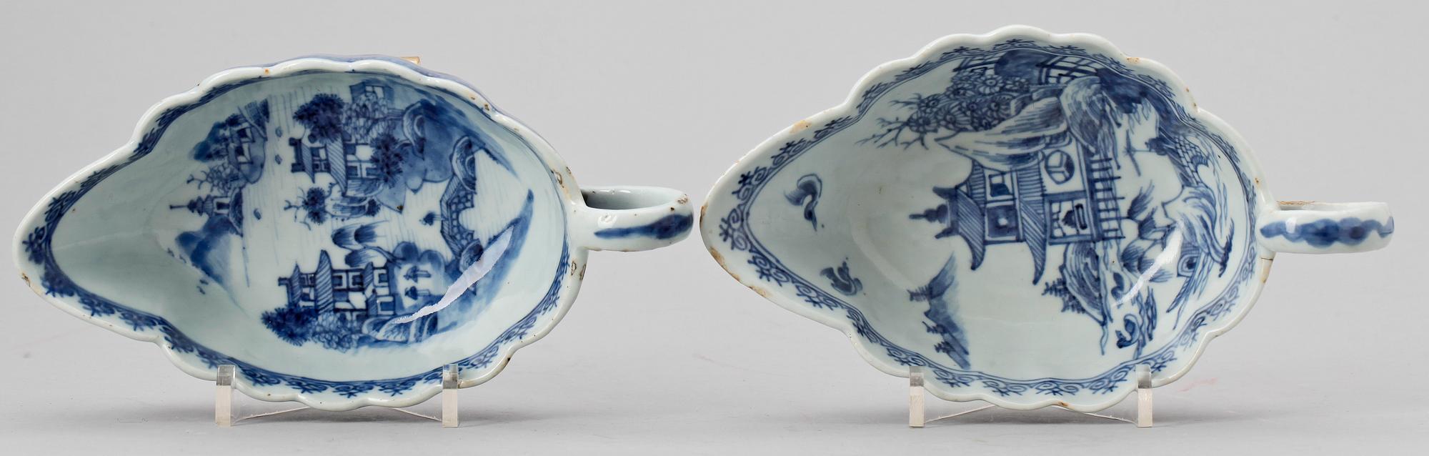 SÅSSNIPOR, 2 st, porslin, Qianlong, Kina 1700-tal.