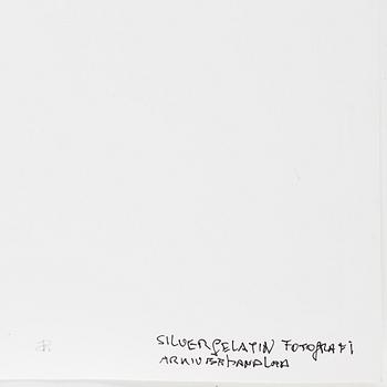 Peter de Ru, fotografi signerad a tergo.