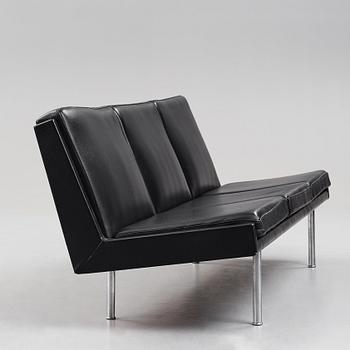 HANS J WEGNER, a sofa, "The Lufthavnssofa" AP-35, for AP Stolen, Denmark 1960's.