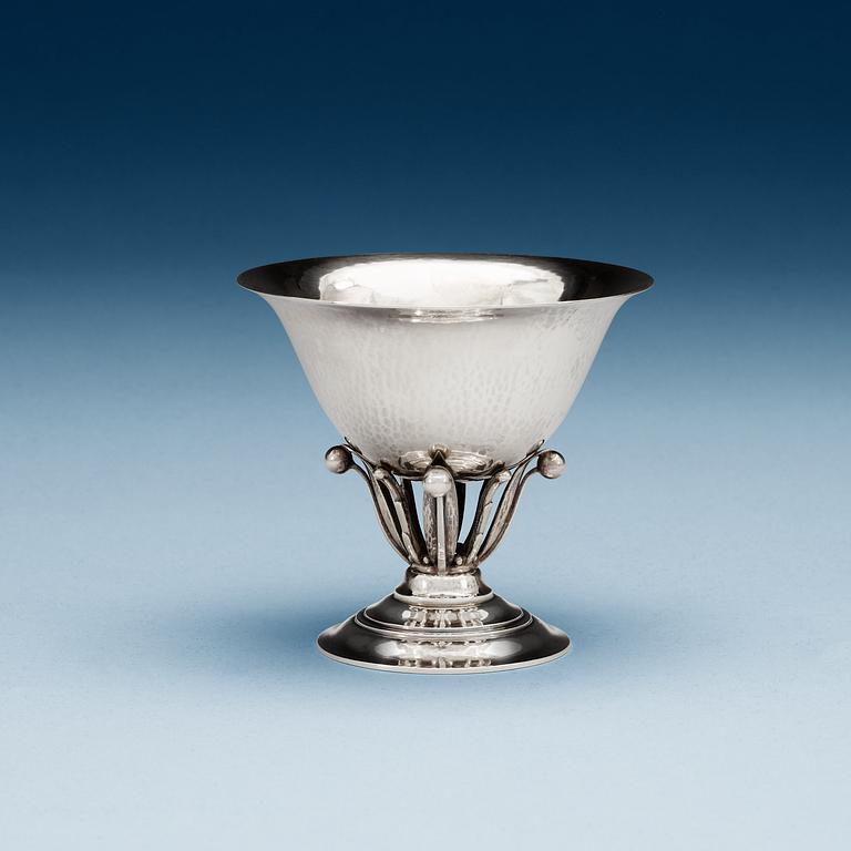A Johan Rohde sterling bowl by Georg Jensen, Copenhagen 1933-44.