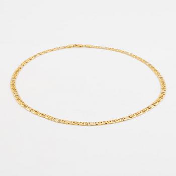 18K gold necklace.