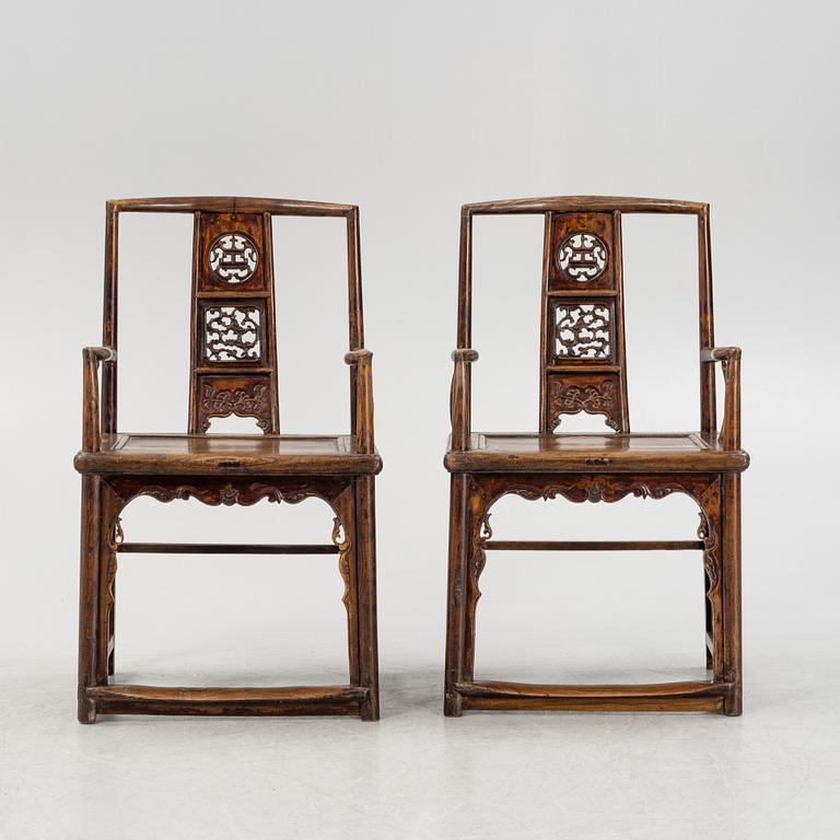 A pair of hardwood chair, China, early 20th century.