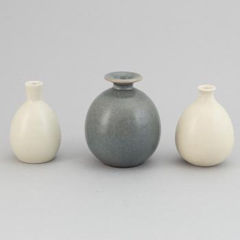Erich & Ingrid Triller, a set of three stoneware vases, Tobo.