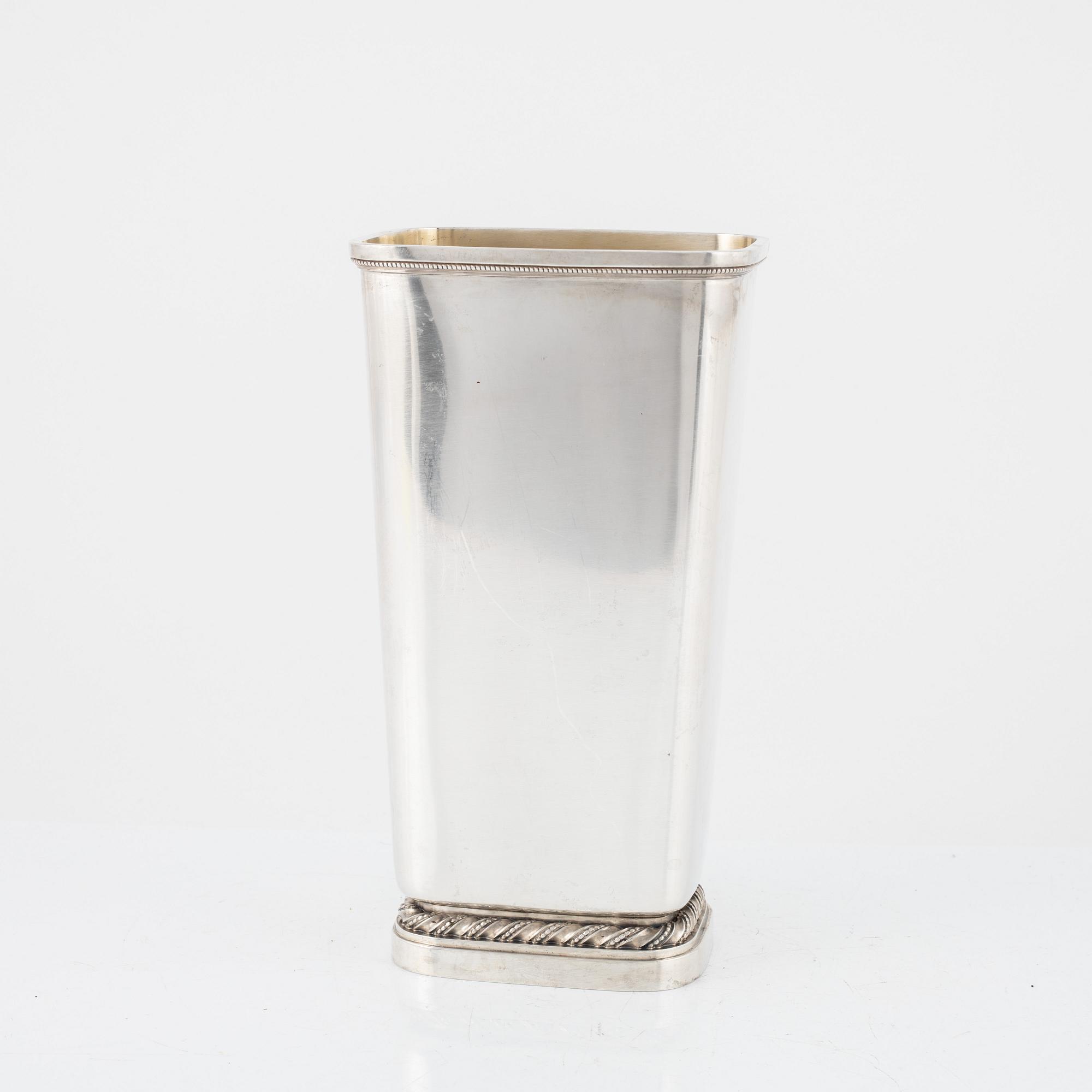 Atelier Borgila, a sterling silver vase, Stockholm 1965.