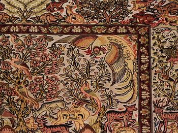 Matta, Old, silk Hereke, Souf, ca 132 x 109 cm.