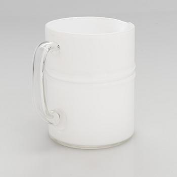 Timo Sarpaneva, set of 14 drinking glasses and a jug, 'Ripple' 2054 for Iittala.