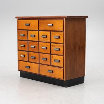 A chest of drawers, first half of the 20th Century.