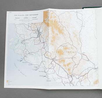 BÖCKER, 5 volymer, "History of the Second World War. The War against Japan", S. Woodburn and Kirby, London, 1957-69.