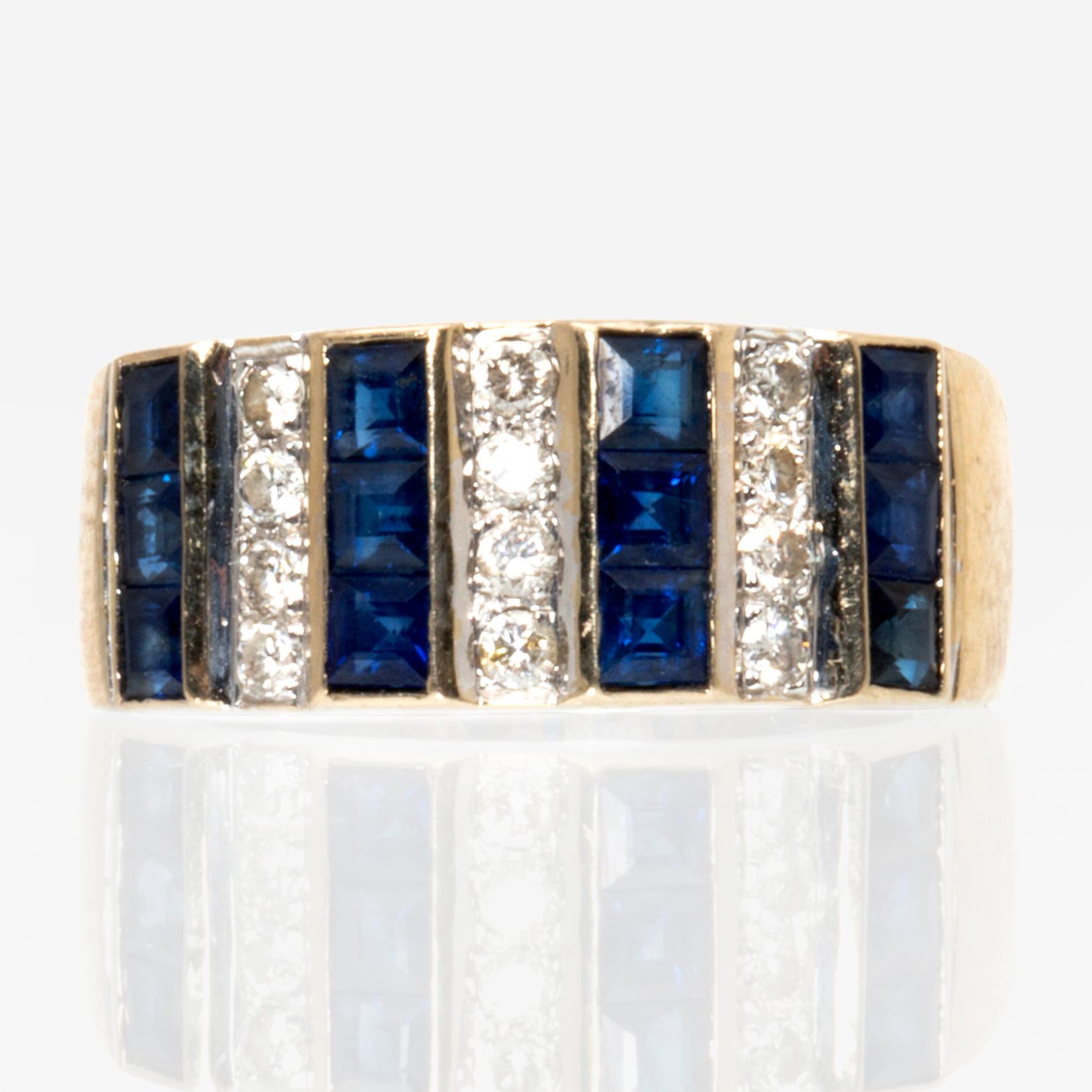 Ring 18K whitegold sapphires and brilliant-cut diamonds approx 0,30 ct in total.