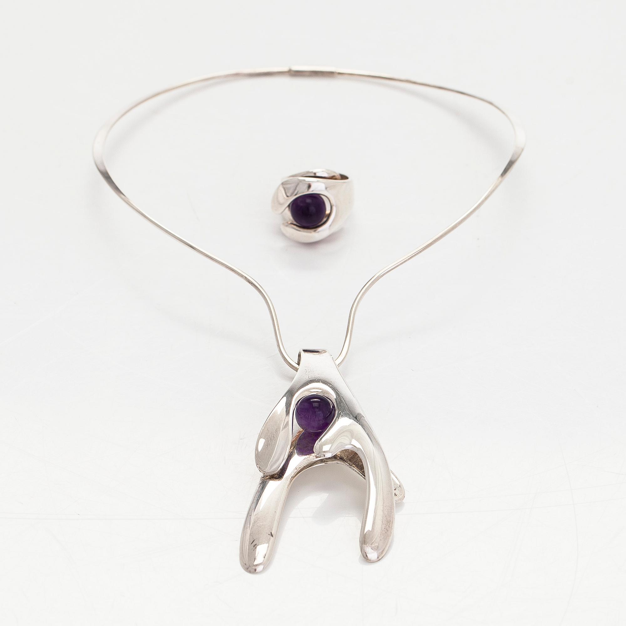 Elis Kauppi, necklace and ring, amethysts, silver, Kupittaan Kulta, Turku 1974.