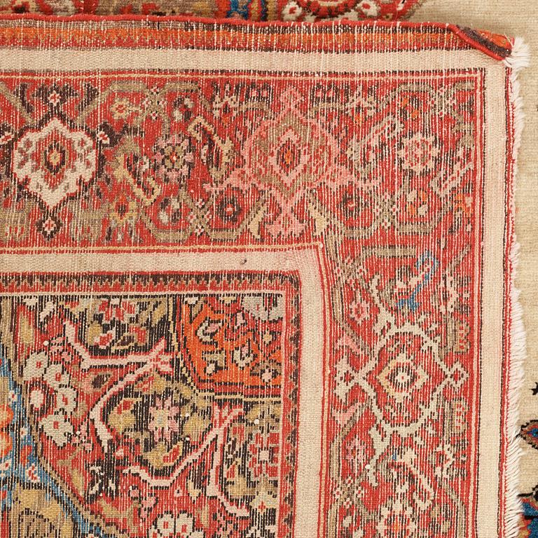 RUG. Semi-antique Malajir. 198 x 132 cm.