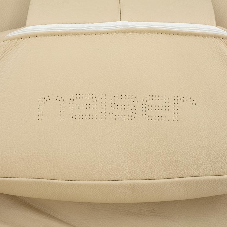 A reclininger, Neiser, contemporary.