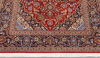 A semi-antique Keshan carpet, approx. 218 x 131 cm.